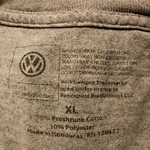 1967 Volkswagen Camper T Shirt XL Spicoli Bus Hippie German Auto Summer of Love - Picture 4 of 4